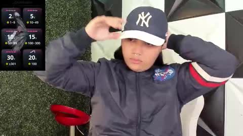 valeri_harpers4 online show from February 24, 10:35 pm