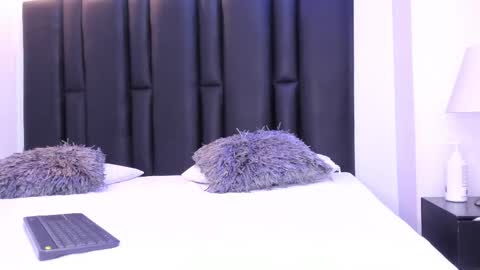 Snapshot of valeri_tafur chatting on March 6, 10:52 am valeri_tafur online show from March 6, 10:52 am