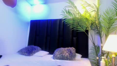 Snapshot of valeri_tafur chatting on September 19, 11:14 am valeri_tafur online show from September 19, 11:14 am