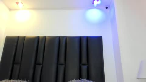 Snapshot of valeri_tafur chatting on February 21, 10:39 am valeri_tafur online show from February 21, 10:39 am