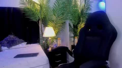 Snapshot of valeri_tafur chatting on October 7, 11:17 am valeri_tafur online show from October 7, 11:17 am