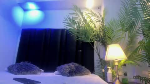 Snapshot of valeri_tafur chatting on September 10, 11:11 am valeri_tafur online show from September 10, 11:11 am
