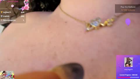 Snapshot of valeriaa_soler chatting on March 12, 3:07 pm Valeria online show from March 12, 3:07 pm