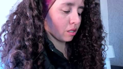 Snapshot of valeriaa_soler chatting on October 7, 5:53 pm Valeria online show from October 7, 5:53 pm