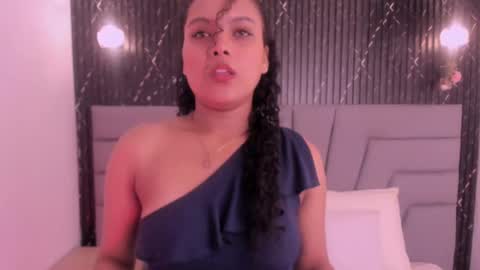 Snapshot of valeriajlio chatting on September 29, 11:42 am Valeria online show from September 29, 11:42 am