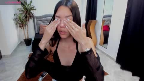 Valerie fox online show from February 21, 5:05 pm