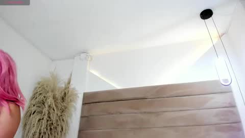 Snapshot of valeriediazx chatting on October 7, 12:01 pm valeri online show from October 7, 12:01 pm