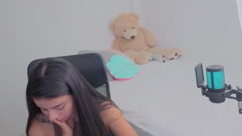 Juli C online show from March 29, 2:13 am