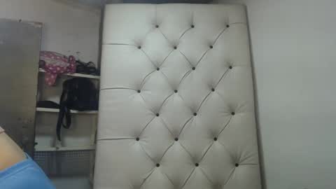 valerivegas online show from January 31, 2:17 pm