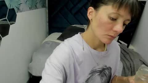 Snapshot of valery_more__ chatting on October 16, 12:27 pm VALERY MORE online show from October 16, 12:27 pm