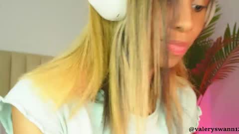 Valery swan1 online show from December 22, 11:28 am