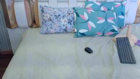 Valkiria moore  online show from March 22, 9:08 pm