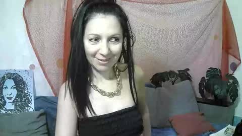Snapshot of valleriwind chatting on September 30, 11:04 pm ValleriWind online show from September 30, 11:04 pm
