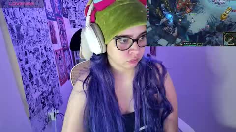 Im Violet online show from November 24, 11:47 pm