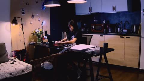 Snapshot of valorant_girl chatting on January 9, 7:18 pm Little Devil online show from January 9, 7:18 pm