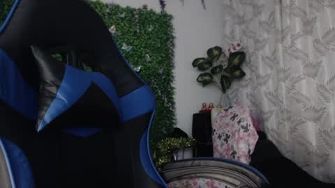 valquiria_sirgun online show from April 24, 12:40 pm