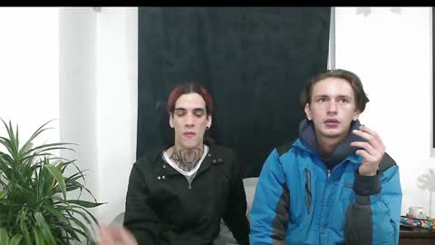 Vamp Noah and Dan online show from December 29, 2:49 am