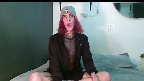 Vamp Noah and Dan online show from February 2, 1:45 am