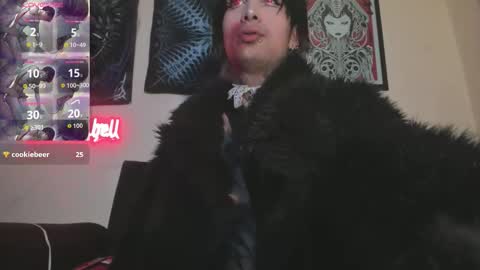 david guzman i model independenthelp me with a thumbs up online show from January 15, 2:20 am