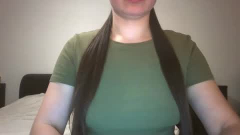 VanesaJewel online show from March 9, 6:00 pm