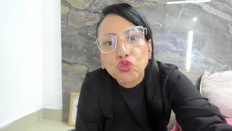 Snapshot of vanessa_cordoba chatting on October 10, 12:22 pm vanessa_cordoba online show from October 10, 12:22 pm