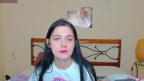Snapshot of vanessa_florence chatting on January 31, 12:50 am RUSSIAN BARBIE BABE online show from January 31, 12:50 am