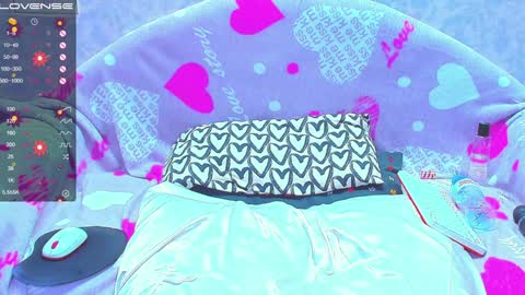 Snapshot of vanessa_florence chatting on February 9, 4:25 am RUSSIAN BARBIE BABE online show from February 9, 4:25 am