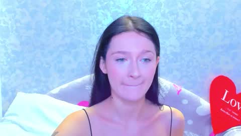 Snapshot of vanessa_florence chatting on October 10, 2:50 am RUSSIAN BARBIE BABE online show from October 10, 2:50 am