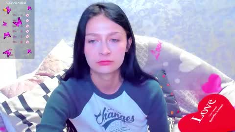 Snapshot of vanessa_florence chatting on October 2, 4:44 am RUSSIAN BARBIE BABE online show from October 2, 4:44 am