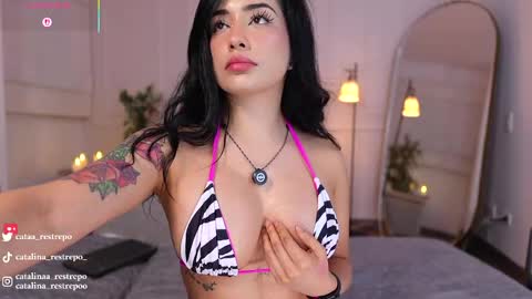 vanessa sexxy online show from April 18, 12:56 am