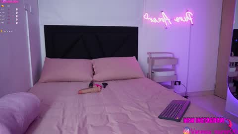 Vanessa online show from October 10, 2:28 am