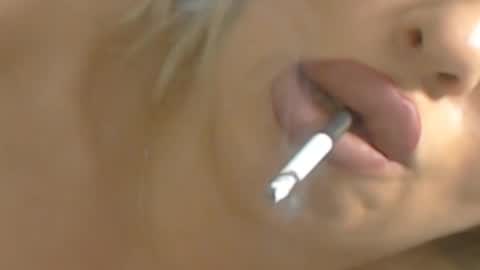 Vanessa HUGE BOOBS online show from April 28, 9:19 pm