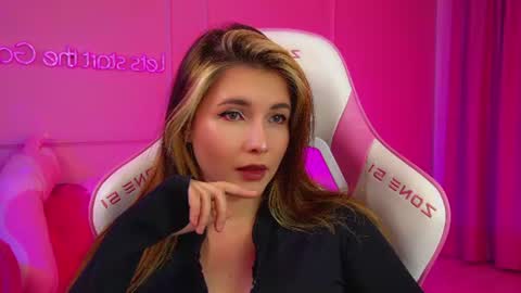 Vanessa online show from June 15, 6:22 pm