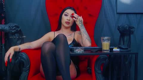 Snapshot of vanessamorningstar1 chatting on January 14, 1:15 am Miss Vanessa online show from January 14, 1:15 am