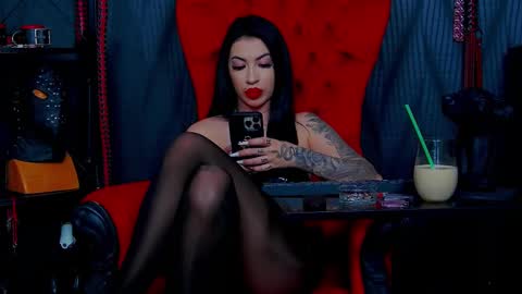 Snapshot of vanessamorningstar1 chatting on March 11, 4:40 pm Miss Vanessa online show from March 11, 4:40 pm