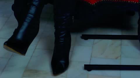 Snapshot of vanessamorningstar1 chatting on March 10, 1:10 pm Miss Vanessa online show from March 10, 1:10 pm