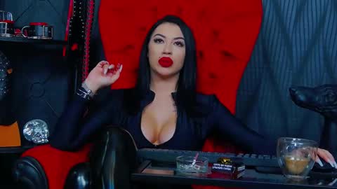 Snapshot of vanessamorningstar1 chatting on February 20, 1:40 pm Miss Vanessa online show from February 20, 1:40 pm