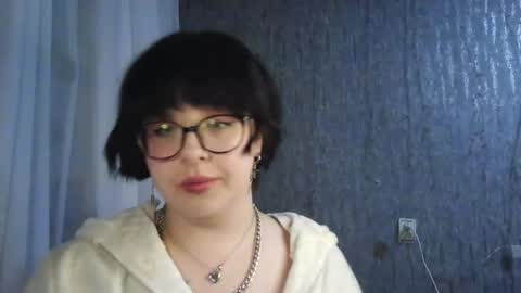 vanessashadow online show from April 7, 7:05 pm