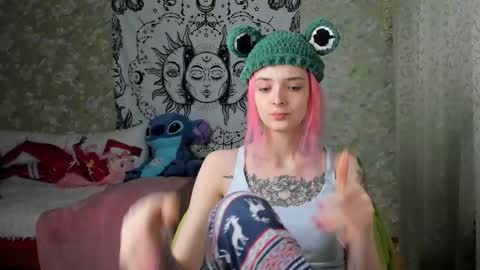 Snapshot of vanilla_arya chatting on March 12, 12:57 pm Adelina online show from March 12, 12:57 pm