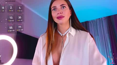 Elika online show from December 5, 1:53 am