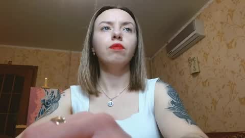 VanillaMuffin online show from February 28, 1:48 pm