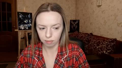 Snapshot of vanillamuffin chatting on March 9, 6:06 am VanillaMuffin online show from March 9, 6:06 am