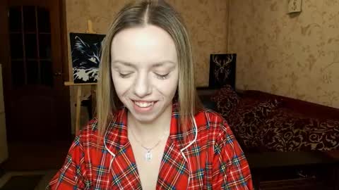 Snapshot of vanillamuffin chatting on February 10, 7:04 am VanillaMuffin online show from February 10, 7:04 am