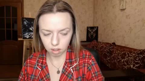 Snapshot of vanillamuffin chatting on March 10, 7:22 am VanillaMuffin online show from March 10, 7:22 am