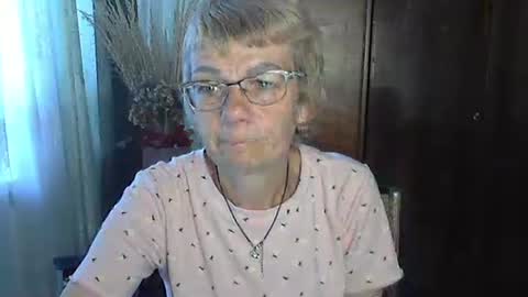 Vanillaxcreamy online show from October 12, 11:14 am