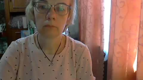 Vanillaxcreamy online show from March 6, 10:30 am