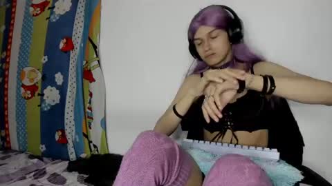 vannellope_vladimir online show from June 30, 6:39 pm