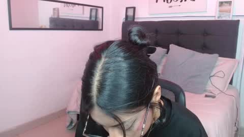 vane online show from November 9, 8:22 pm