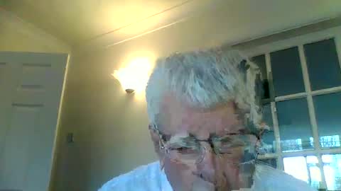 Snapshot of vassus chatting on December 2, 8:58 am vassus online show from December 2, 8:58 am