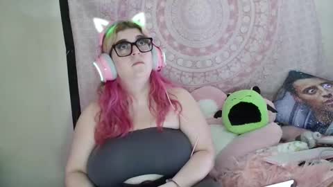 Veronica Lehane online show from February 12, 3:49 pm